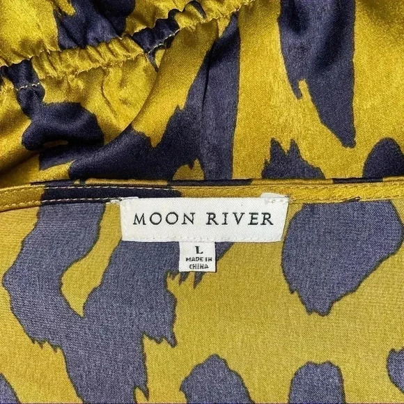 Anthropologie Moon River Blouse - Picture 6 of 7
